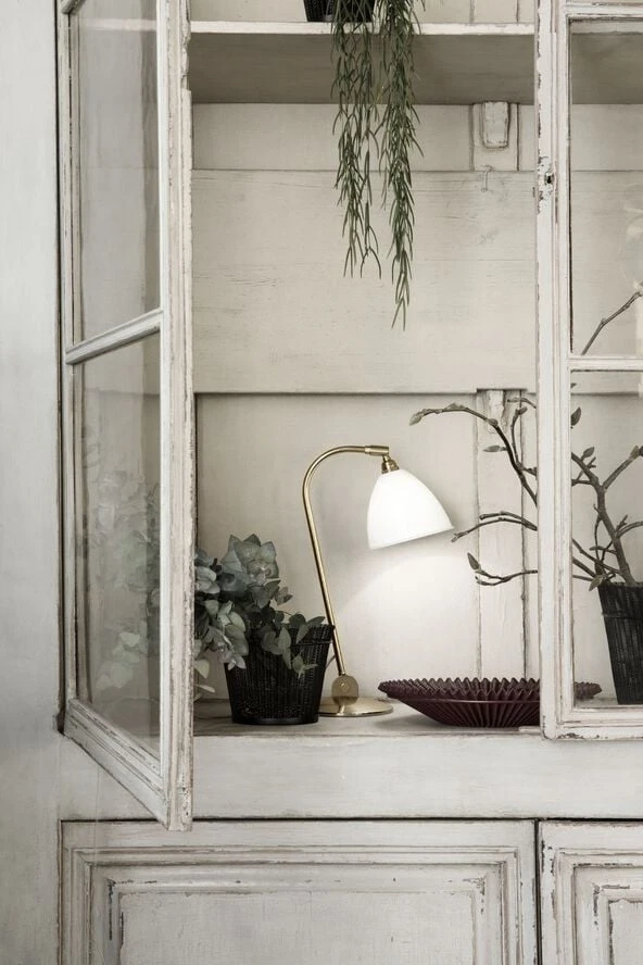 Gubi Bestlite BL2 Bordlampe Sort, Messing - Billede 3