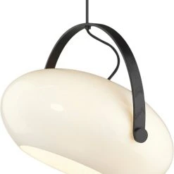 Halo Design D.C Pendel Ø40 E27 Opalic M. Eg-Sort Hvid