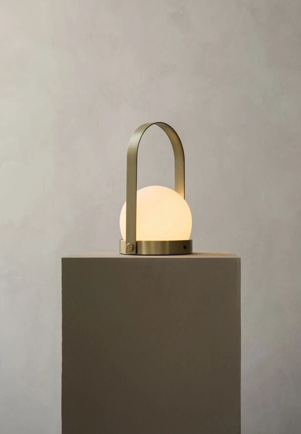 Menu Carrie Table Lamp, Brushed Brass Brushed Brass - Billede 6